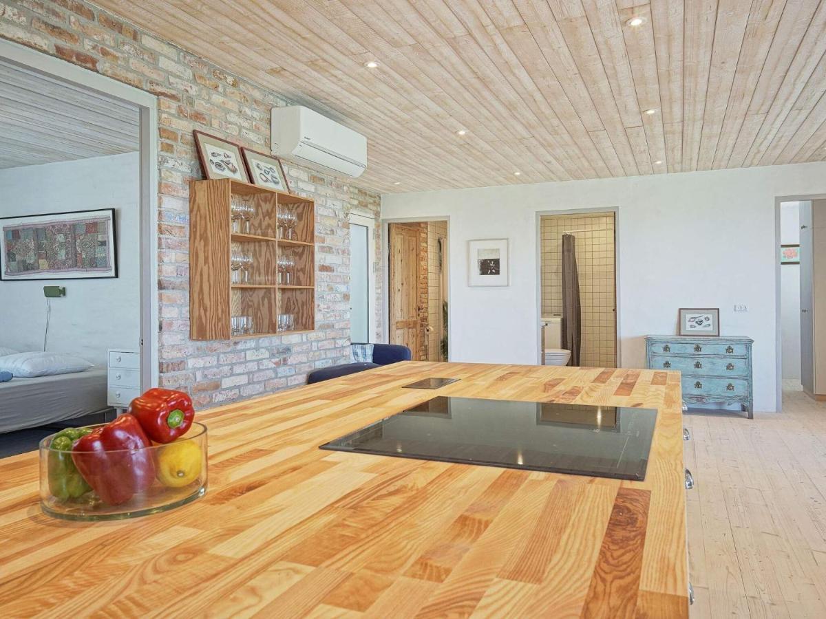 6 Person Holiday Home In Svaneke Eksteriør bilde