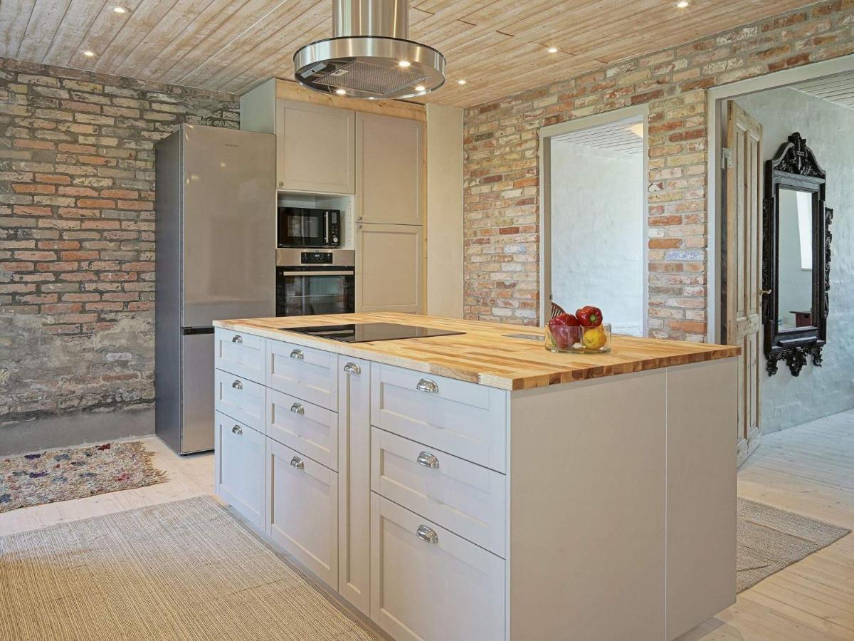 6 Person Holiday Home In Svaneke Eksteriør bilde
