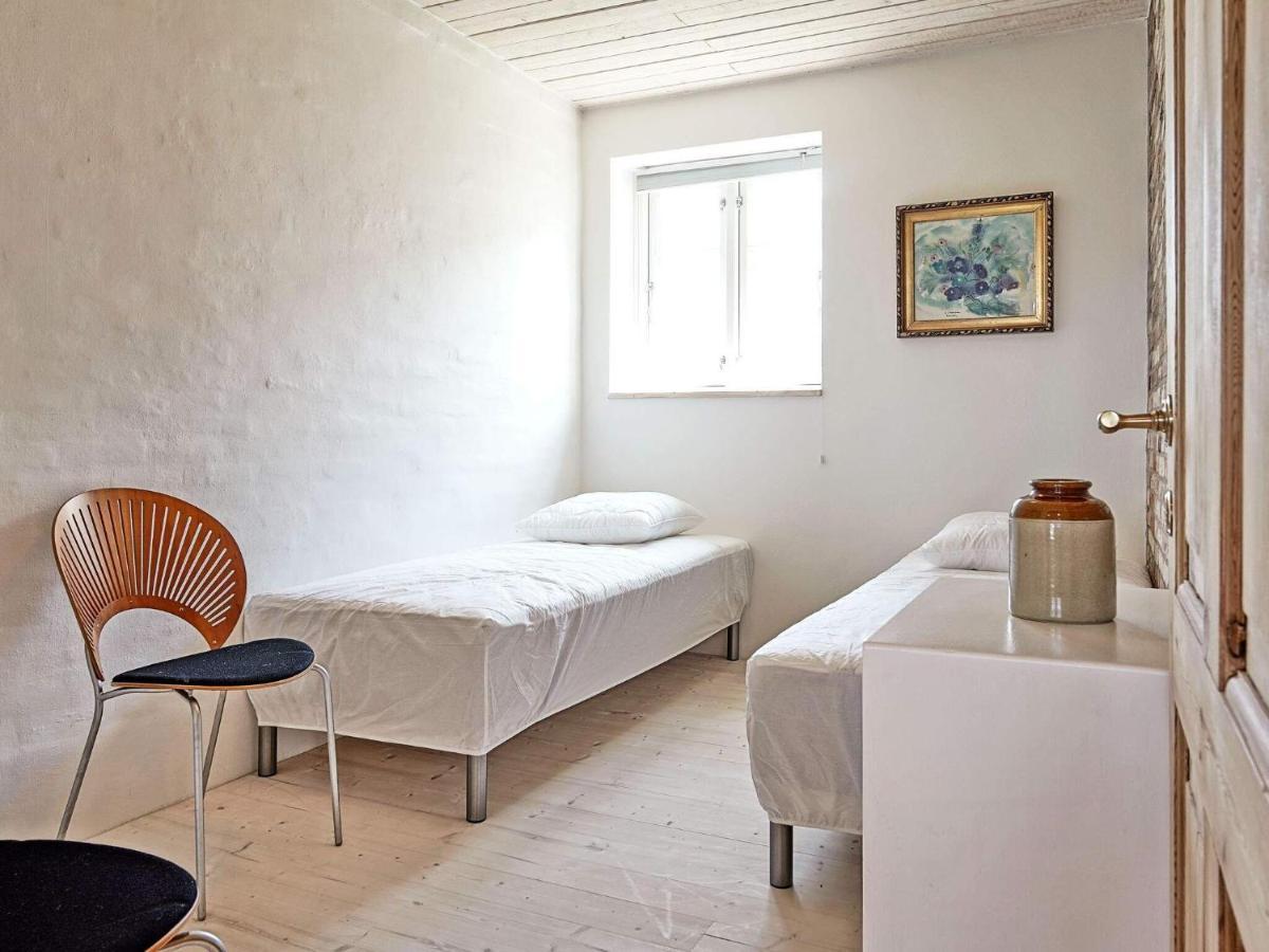 6 Person Holiday Home In Svaneke Eksteriør bilde