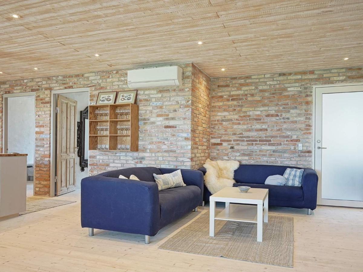 6 Person Holiday Home In Svaneke Eksteriør bilde
